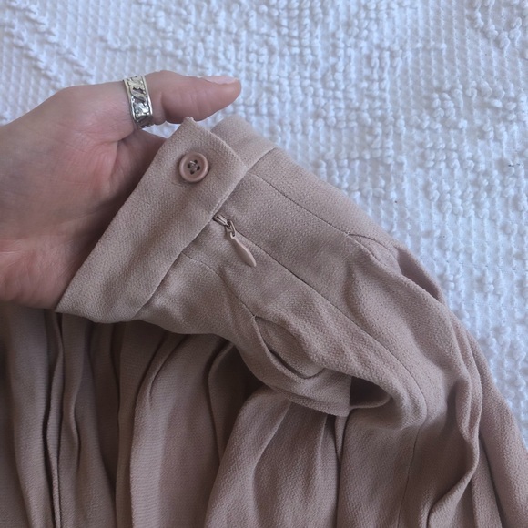 ✨SALE✨American Vintage Holiester Pleated Skirt - Picture 7 of 7